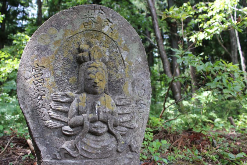 観音原石仏群