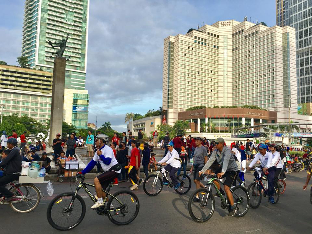 【インドネシア】ジャカルタの「カーフリー」から見えた、自転車のマナーと国民性