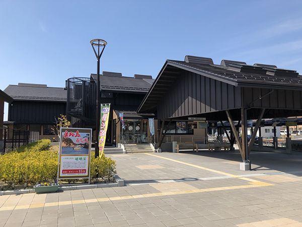 東松島市奥松島観光物産交流センター（奥松島イートプラザ）