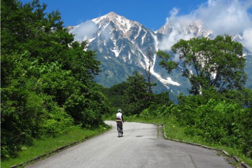 12_目の前に迫る白馬鑓ヶ岳!尖った山頂が特徴的!
