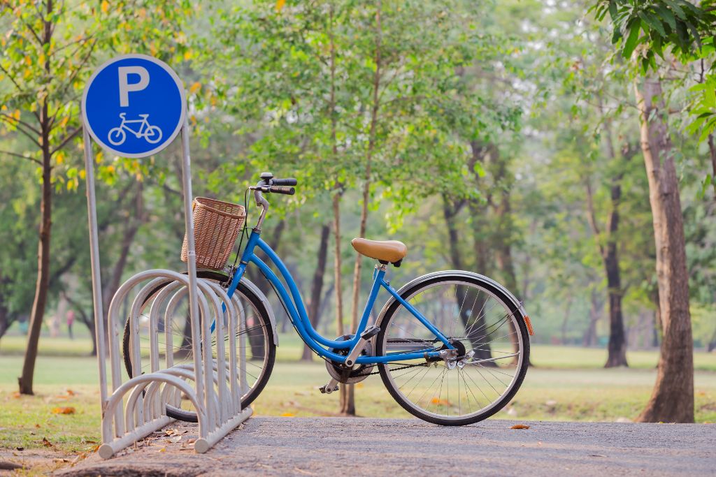 自転車の駐輪場の5つの調べ方 はじめての自転車通勤 サイクリング Tabirin たびりん