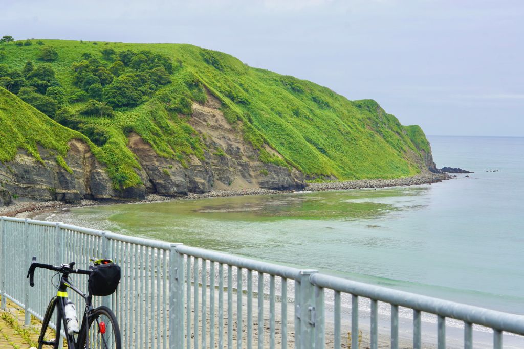 北海道】まるでイギリスのホワイトクリフ！霧多布周遊サイクリング 