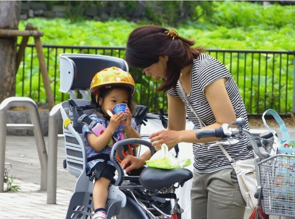21年版 安全基準や選び方も解説 子供の安全を守る おすすめヘルメット9選 Tabirin たびりん