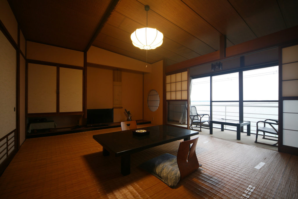 割烹旅館 琴水(きんすい)