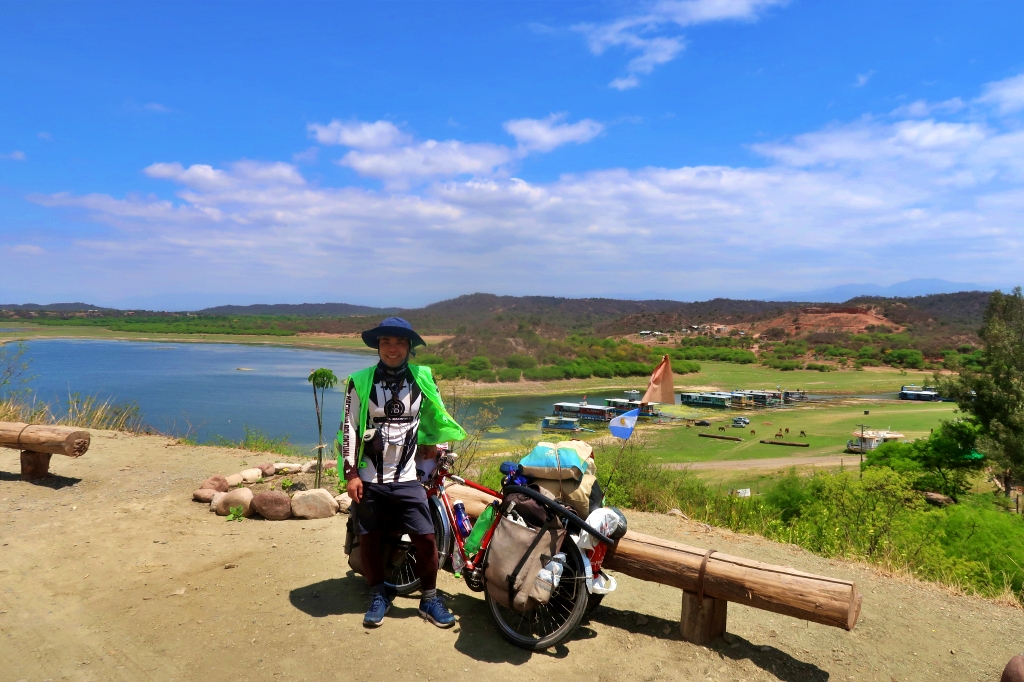 【アルゼンチン】カブラコーラルダムの穏やかな絶景水辺をサイクリング＜カファヤテへの道 Part1＞