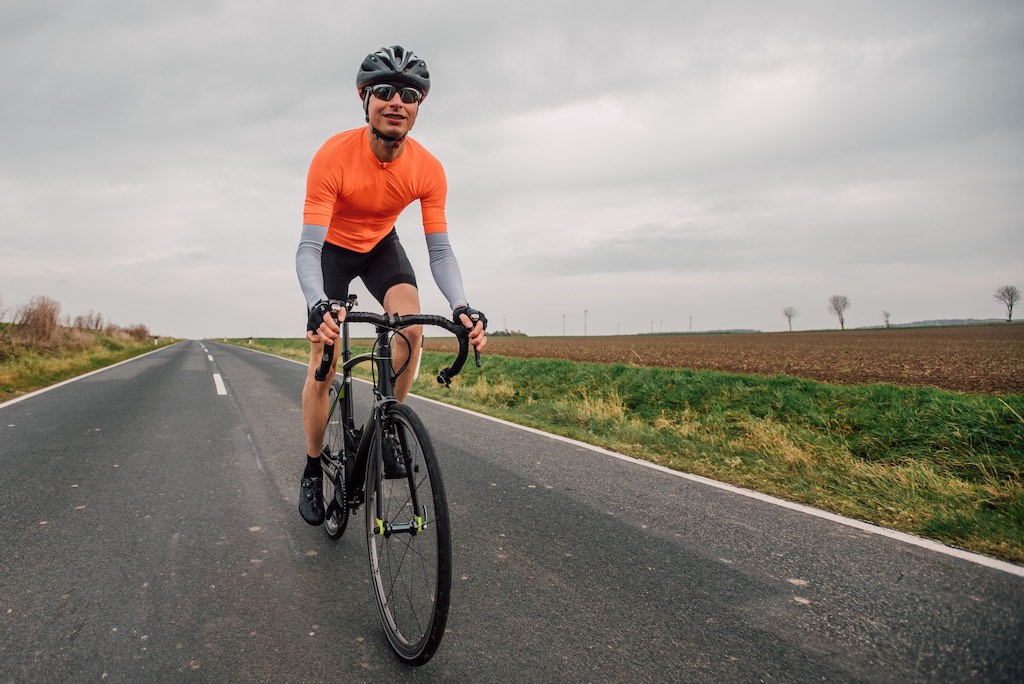 夏の自転車走行 サイクリングで注意するポイント おすすめアイテムや装備も紹介 Tabirin たびりん 夏の自転車走行 サイクリングで注意するポイント おすすめアイテムや装備も紹介 Tabirin たびりん